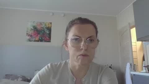 Snapshot of evaglad chatting on 10/03/25, 05:37 evaglad online show from 10/03/25, 05:37