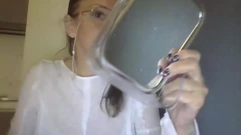 Snapshot of evaglad chatting on 10/12/25, 08:08 evaglad online show from 10/12/25, 08:08