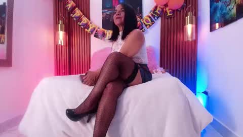 Snapshot of evagoddess_ chatting on 10/20/25, 07:58 EVA GODDESS online show from 10/20/25, 07:58