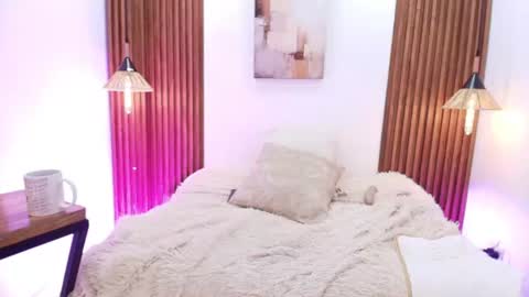 EVA GODDESS  online show from 06/13/26, 08:07