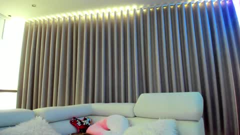 Eva Gomez online show from 09/30/25, 07:41