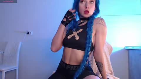 Eva online show from 03/07/25, 06:02