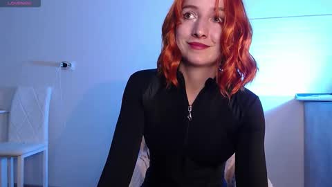 Snapshot of evahailey_ chatting on 11/08/25, 04:34 Eva online show from 11/08/25, 04:34