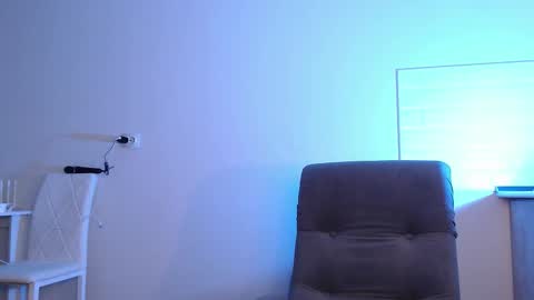 Snapshot of evahailey_ chatting on 11/17/25, 03:34 Eva online show from 11/17/25, 03:34