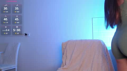 Snapshot of evahailey_ chatting on 11/26/25, 04:13 Eva online show from 11/26/25, 04:13