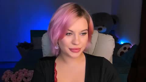Eva online show from 12/19/24, 10:42