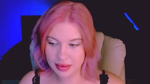 Eva online show from 09/17/25, 05:42