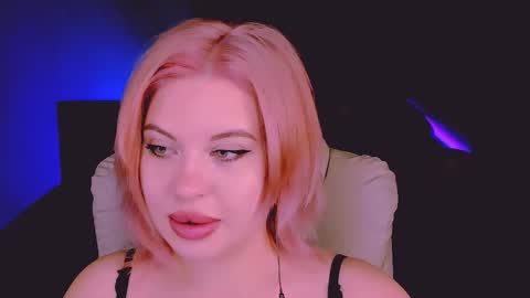 Eva online show from 09/20/25, 04:13