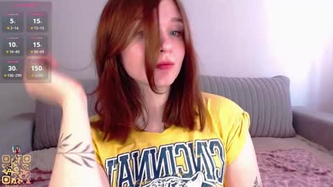 Snapshot of evajackson111 chatting on 09/17/25, 12:18 evajackson111 online show from 09/17/25, 12:18