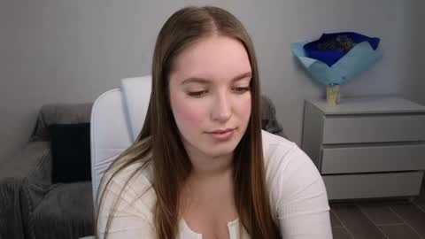 Eva online show from 02/05/25, 09:15