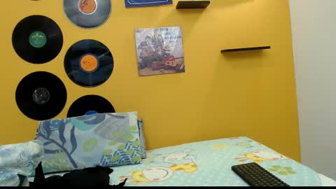 evale online show from 02/26/25, 01:53