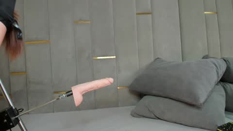 Snapshot of evalims chatting on 11/05/25, 12:38 EVA online show from 11/05/25, 12:38