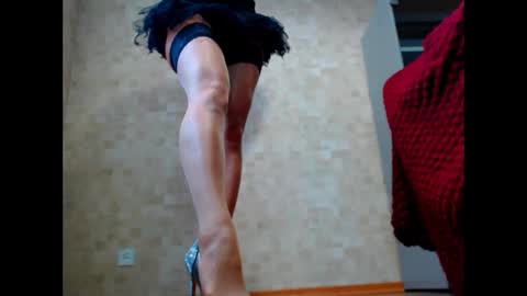 Snapshot of evalive1133 chatting on 10/03/25, 08:55 EvaLive online show from 10/03/25, 08:55