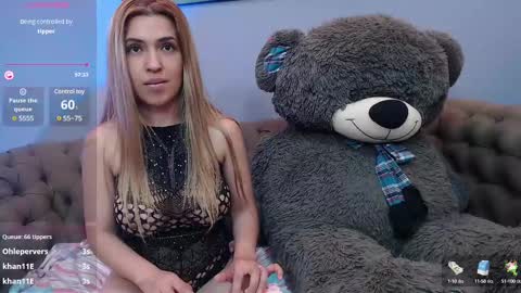 Snapshot of evaloviaa_ chatting on 02/28/25, 05:37 Eva online show from 02/28/25, 05:37