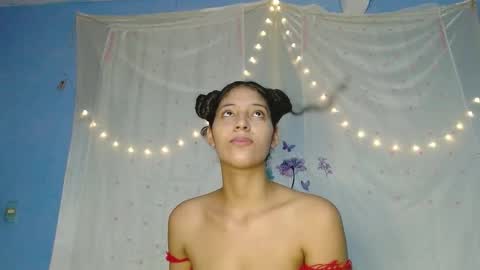 evaluna horny  online show from 12/22/24, 02:49