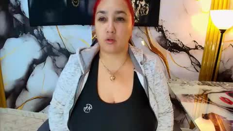 Snapshot of evamilff_ chatting on 02/16/26, 01:07 Eva online show from 02/16/26, 01:07