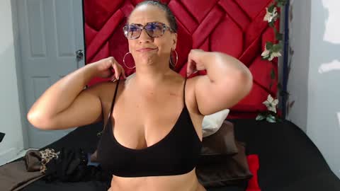 Eva Mills online show from 12/30/24, 09:08