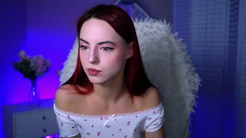 Eva  online show from 10/10/25, 12:37