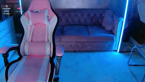 Eva online show from 11/06/25, 05:25