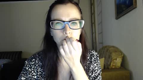 Snapshot of evangeline06 chatting on 10/07/25, 08:55 YourMistress online show from 10/07/25, 08:55