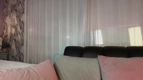 Eva online show from 12/03/25, 07:56