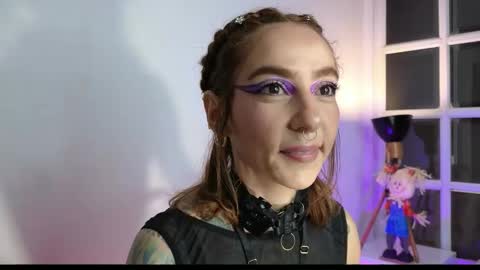 Evangelyne online show from 10/22/25, 03:56