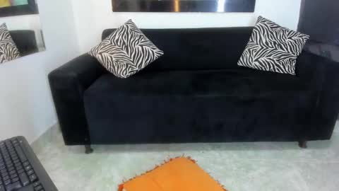 Snapshot of evanllelyne chatting on 10/07/25, 01:08 evanllelyne online show from 10/07/25, 01:08