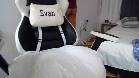 Evan online show from 12/22/24, 03:55