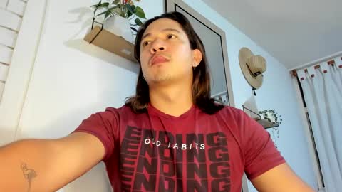 Snapshot of evans_king chatting on 09/30/25, 03:22 Evan online show from 09/30/25, 03:22