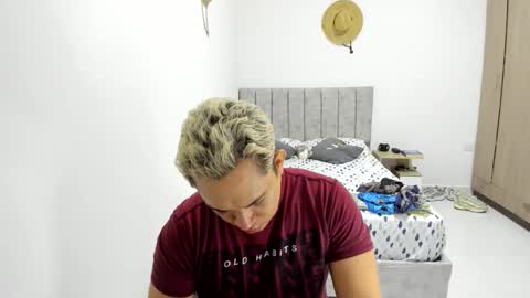 Evan online show from 06/07/26, 02:43
