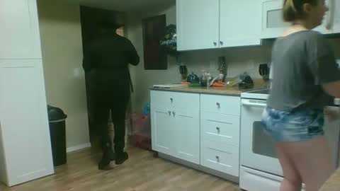 Snapshot of evanschris2048 chatting on 03/03/25, 03:52 evanschris2048 online show from 03/03/25, 03:52