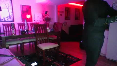 Snapshot of evanschris2048 chatting on 03/04/25, 04:38 evanschris2048 online show from 03/04/25, 04:38