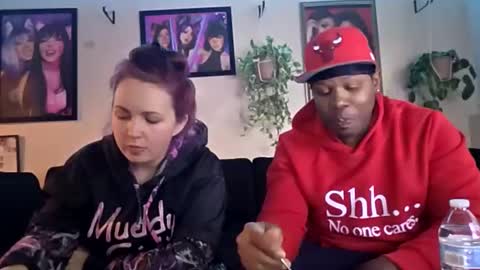 Snapshot of evanschris2048 chatting on 10/25/25, 12:18 evanschris2048 online show from 10/25/25, 12:18