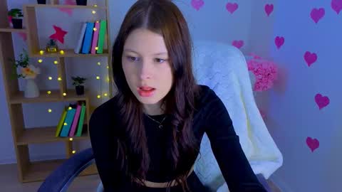 Snapshot of evaonyx chatting on 03/05/26, 11:06 EvaOnyx online show from 03/05/26, 11:06