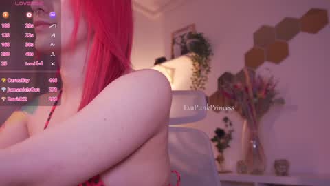 Eva online show from 01/14/25, 10:48