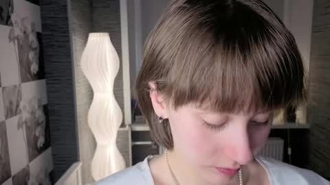 Eva online show from 04/24/26, 07:27