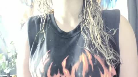 evasaenz online show from 06/03/26, 01:25