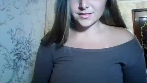 evasapples2026 online show from 07/10/26, 07:27