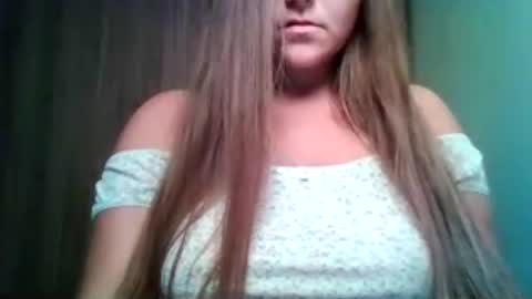 evasapples2026 online show from 07/13/26, 08:55