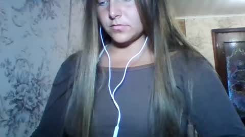 evasapples2026 online show from 07/19/26, 03:49