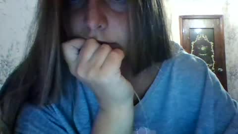 evasapples2026 online show from 07/28/26, 08:23