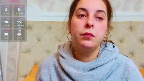 Snapshot of evasinclairr chatting on 12/23/25, 05:05 evasinclairr online show from 12/23/25, 05:05