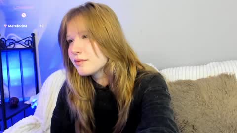 Snapshot of evastevs chatting on 01/12/25, 07:10 Eva online show from 01/12/25, 07:10