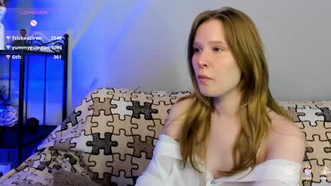 Snapshot of evastevs chatting on 01/18/25, 04:48 Eva online show from 01/18/25, 04:48