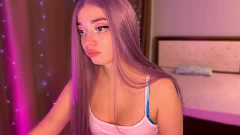 Eva online show from 11/30/25, 07:18