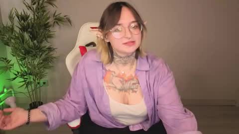 Snapshot of evathewitcher chatting on 06/01/26, 01:51 EvaTheWitcher online show from 06/01/26, 01:51