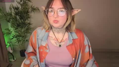 Snapshot of evathewitcher chatting on 06/08/26, 01:39 EvaTheWitcher online show from 06/08/26, 01:39