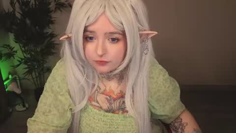 Snapshot of evathewitcher chatting on 06/14/26, 09:33 EvaTheWitcher online show from 06/14/26, 09:33