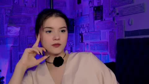 Snapshot of evathopson chatting on 02/01/25, 03:07 Eva  next stream -  - 1600 UTC2000  online show from 02/01/25, 03:07