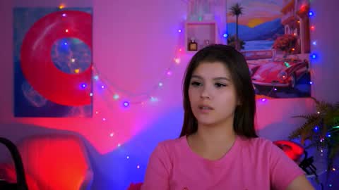 Snapshot of evathopson chatting on 11/25/25, 10:59 Eva next stream - - 1600 UTC2000 online show from 11/25/25, 10:59